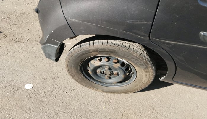 2014 Maruti Alto 800 LXI, Petrol, Manual, 64,891 km, tyre