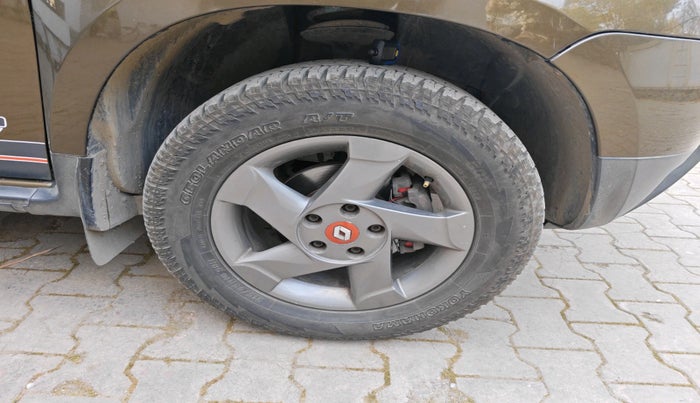 2015 Renault Duster 85 PS RXL DIESEL, Diesel, Manual, 53,202 km, tyre