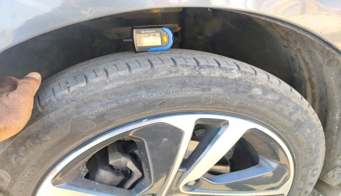 2024 Tata ALTROZ XZ PLUS SUNROOF CNG, Petrol, Manual, 36,234 km, tyre