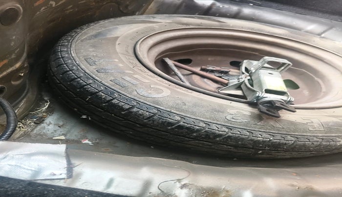 2016 Datsun Redi Go T (O), Petrol, Manual, 87,286 km, tyre