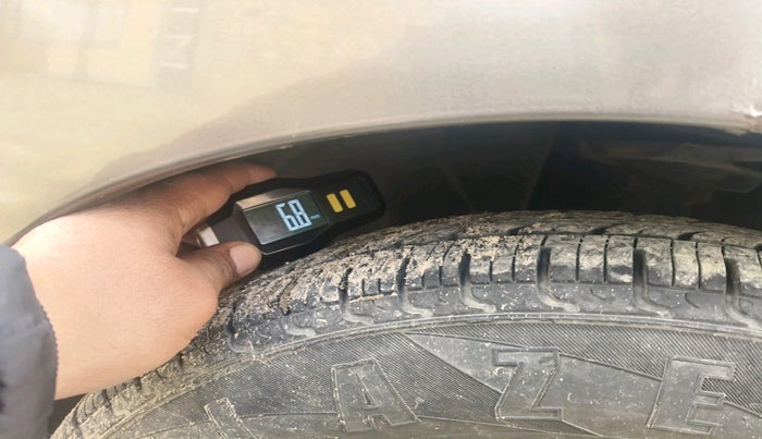 2016 Datsun Redi Go T (O), Petrol, Manual, 87,286 km, tyre