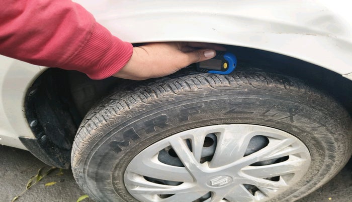 2015 Maruti Swift VXI, Petrol, Manual, 69,191 km, tyre