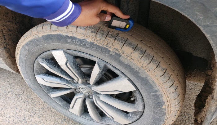 2020 MG HECTOR PLUS SMART 2.0 DIESEL TURBO MT 6-STR, Diesel, Manual, 61,419 km, tyre