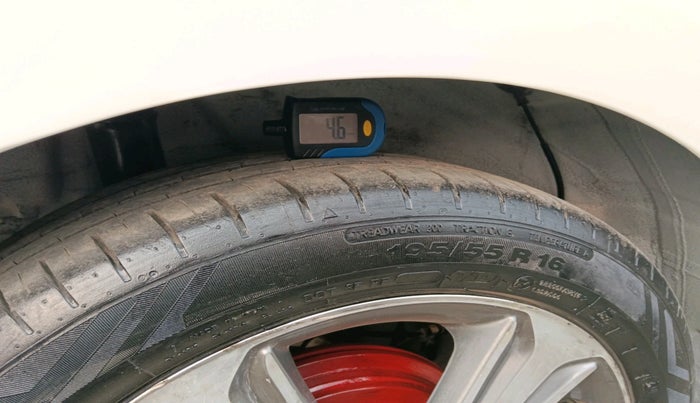 2018 Hyundai Verna 1.6 VTVT SX, Petrol, Manual, 79,798 km, tyre