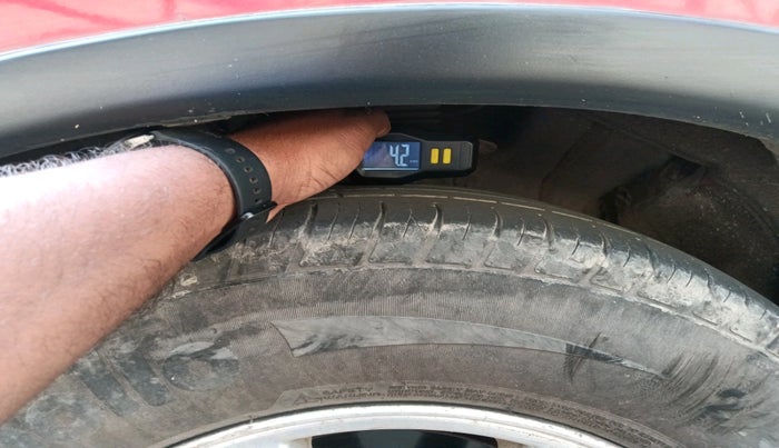 2019 Mitsubishi Outlander 2.4 AT, Petrol, Automatic, 79,857 km, tyre