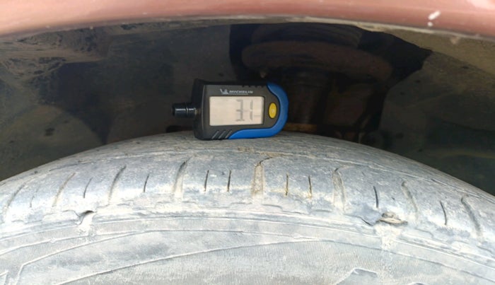 2018 Ford Ecosport AMBIENTE 1.5L DIESEL, Diesel, Manual, 1,08,545 km, tyre