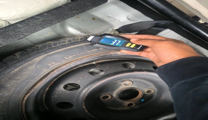 2017 Maruti Wagon R 1.0 VXI, Petrol, Manual, 25,383 km, tyre