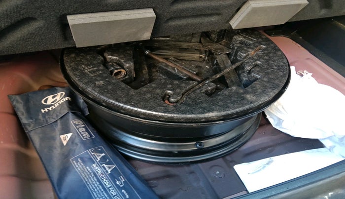 2017 Hyundai Creta SX (O) 1.6 DIESEL, Diesel, Manual, 57,906 km, tyre