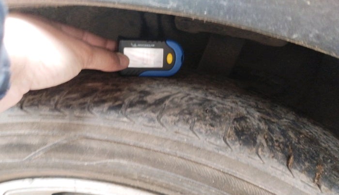 2017 Tata NEXON XM DIESEL, Diesel, Manual, 83,978 km, tyre