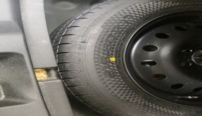 2023 Maruti Grand Vitara DELTA SMART HYBRID, Petrol, Manual, 17,290 km, tyre