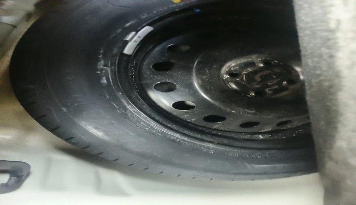 2024 Toyota Urban Cruiser Taisor V 1.0 Petrol MT, Petrol, Manual, 24,222 km, tyre