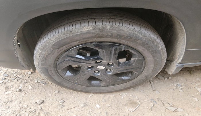 2025 Maruti BREZZA ZXI SMART HYBRID , Petrol, Manual, 12,519 km, tyre