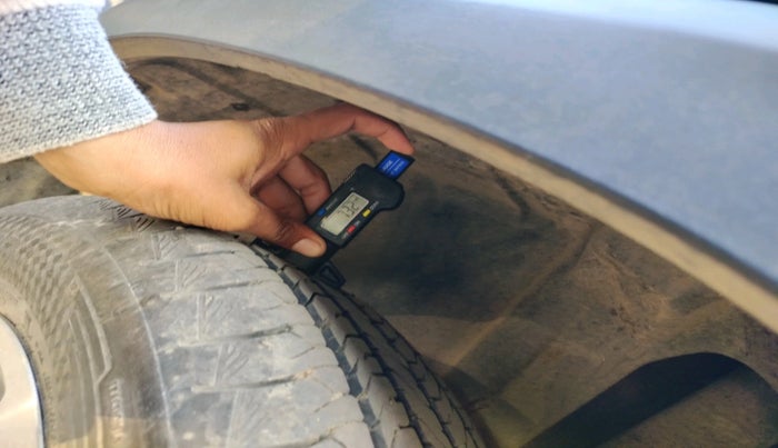 2023 Maruti Grand Vitara ALPHA SMART HYBRID AT, Petrol, Automatic, 7,577 km, tyre