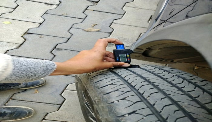 2023 Maruti Grand Vitara ALPHA SMART HYBRID AT, Petrol, Automatic, 7,577 km, tyre