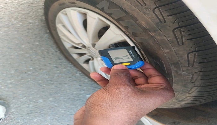 2019 Maruti Ciaz DELTA DIESEL 1.5, Diesel, Manual, 2,53,835 km, tyre