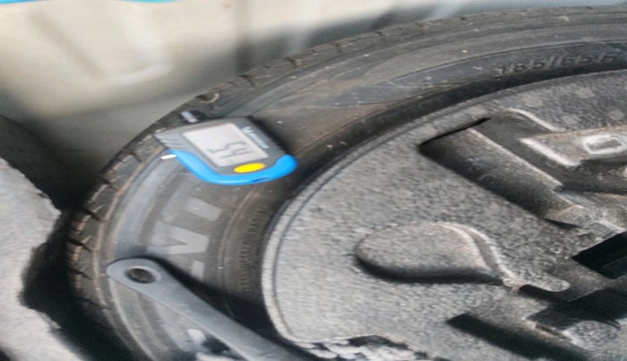 2019 Maruti Ciaz DELTA DIESEL 1.5, Diesel, Manual, 2,53,835 km, tyre