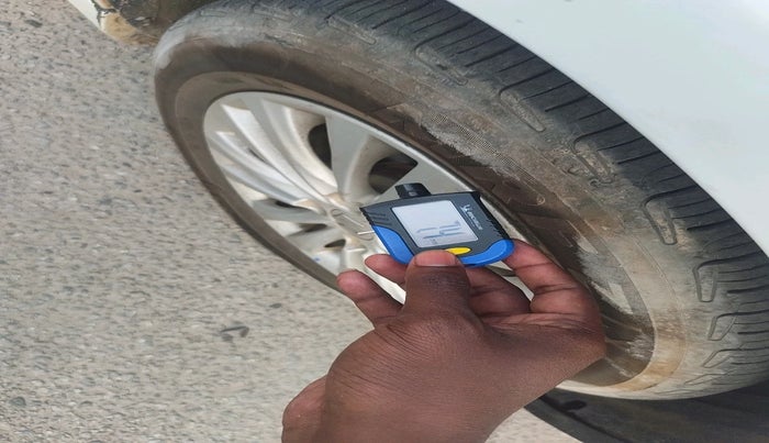 2019 Maruti Ciaz DELTA DIESEL 1.5, Diesel, Manual, 2,53,835 km, tyre