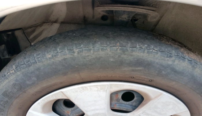 2011 Maruti Ritz VXI, Petrol, Manual, 65,037 km, tyre