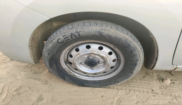 2012 Maruti Wagon R 1.0 LXI, Petrol, Manual, 30,982 km, tyre