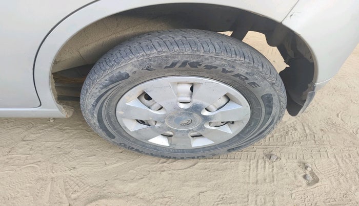 2012 Maruti Wagon R 1.0 LXI, Petrol, Manual, 30,982 km, tyre