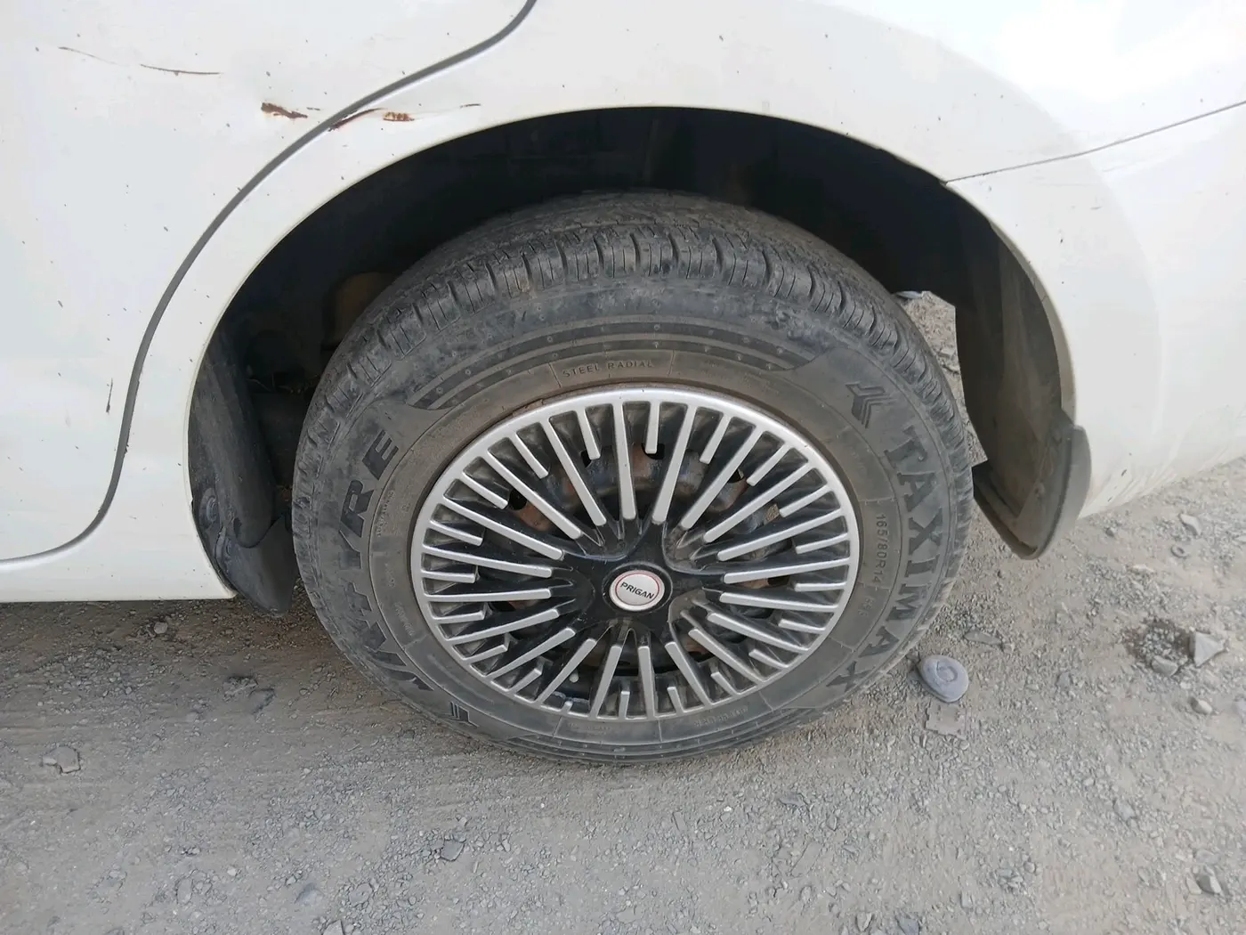 2019 Maruti Dzire VXI, Petrol, Manual, 1,81,619 km, tyre