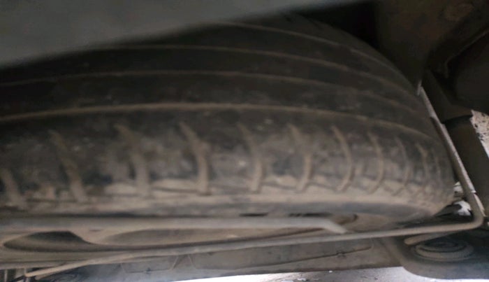 2012 Renault Duster 85 PS RXL DIESEL, Diesel, Manual, 1,46,698 km, tyre