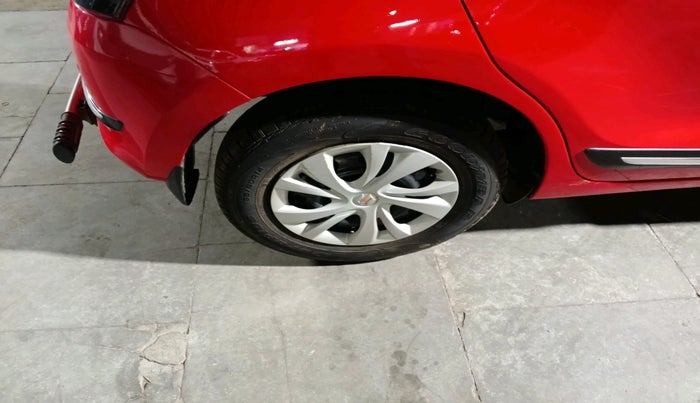 2021 Maruti Swift VXI, Petrol, Manual, 61,910 km, tyre