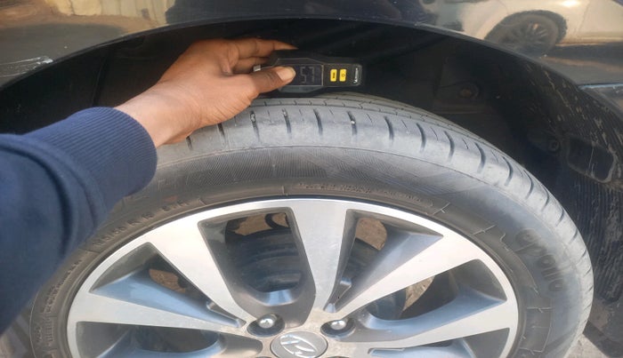 2017 Hyundai Verna 1.6 CRDI SX, Diesel, Manual, 1,36,105 km, tyre