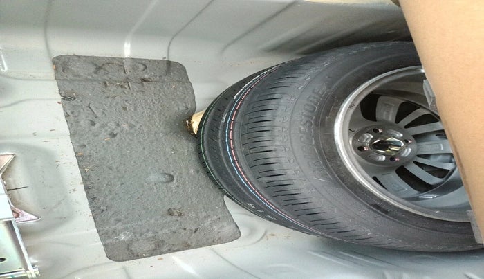 2021 Honda City 1.5L I-VTEC VX, Petrol, Manual, 29,556 km, tyre