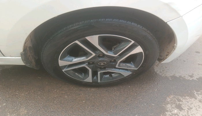 2019 Tata Tiago XZ PLUS PETROL, Petrol, Manual, 84,744 km, tyre