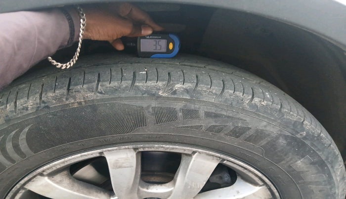 2018 Mahindra XUV500 W7, Diesel, Manual, 66,846 km, tyre