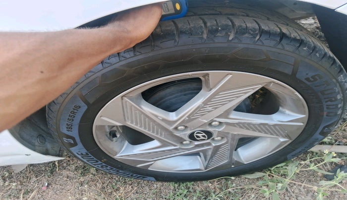 2022 Hyundai Verna SX 1.5 CRDI, Diesel, Manual, 67,122 km, tyre