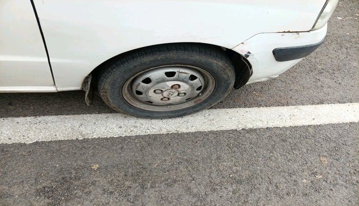 2012 Hyundai Santro Xing GL PLUS, Petrol, Manual, 1,24,699 km, tyre