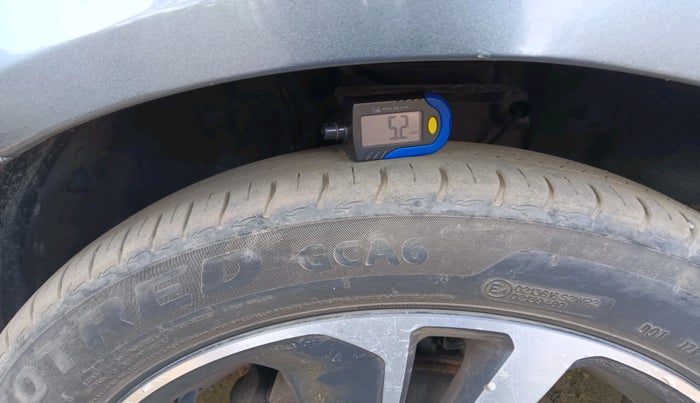 2024 Tata ALTROZ XZ PLUS SUNROOF CNG, Petrol, Manual, 34,528 km, tyre