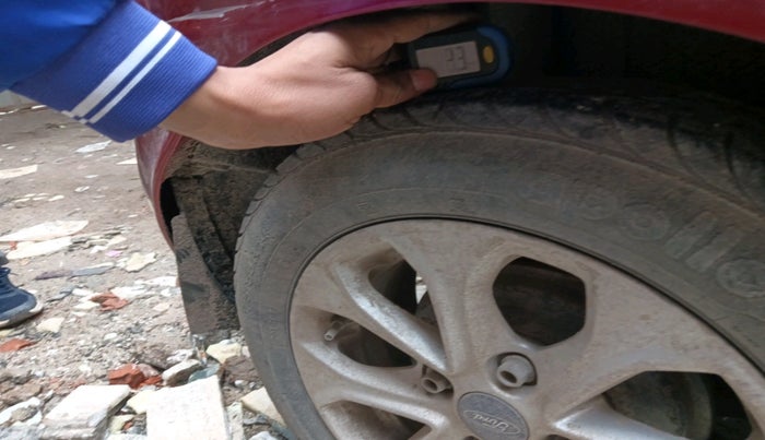 2017 Ford New Figo TITANIUM1.5 DIESEL, Diesel, Manual, 1,05,693 km, tyre