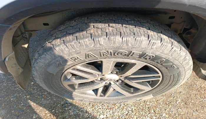 2017 Toyota Fortuner 2.8 4X4 MT, Diesel, Manual, 2,37,119 km, tyre