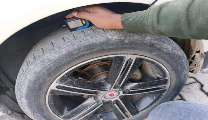 2014 Maruti Swift VDI, Diesel, Manual, 49,781 km, tyre