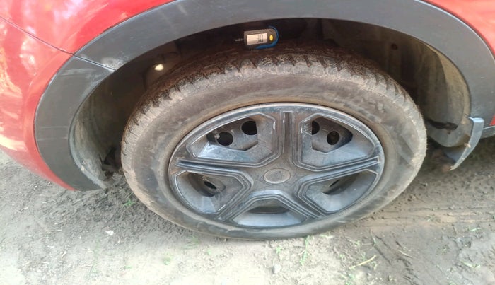 2018 Tata NEXON XM DIESEL, Diesel, Manual, 89,192 km, tyre