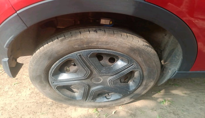 2018 Tata NEXON XM DIESEL, Diesel, Manual, 89,192 km, tyre