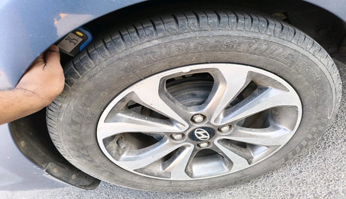 2014 Hyundai Xcent SX 1.2 (O), Petrol, Manual, 87,572 km, tyre