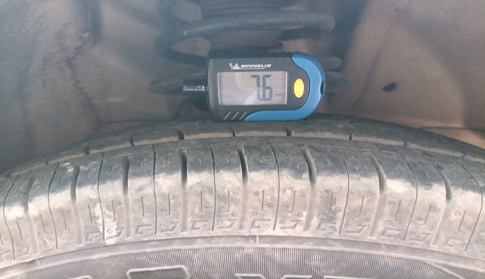 2011 Maruti Swift Dzire VXI, Petrol, Manual, 96,434 km, tyre