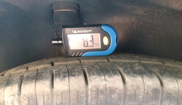 2011 Maruti Swift Dzire VXI, Petrol, Manual, 96,434 km, tyre