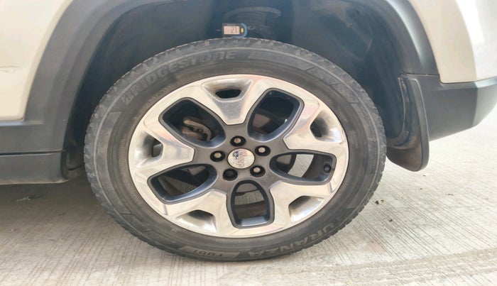 2020 Jeep Compass LIMITED PLUS 2.0 DIESEL 4X4 AT, Diesel, Automatic, 55,930 km, tyre