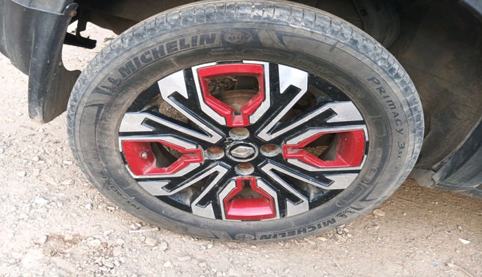 2021 Renault Kiger RXZ AMT, Petrol, Automatic, 55,718 km, tyre