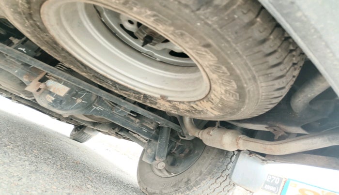 2018 Tata Safari Storme 2.2 LX 4X2, Diesel, Manual, 23,852 km, tyre