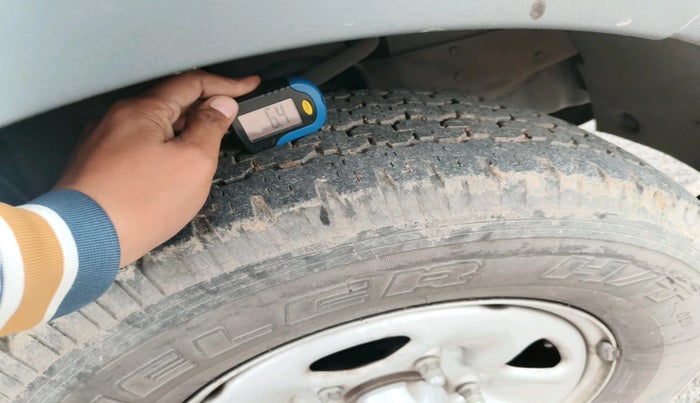 2018 Tata Safari Storme 2.2 LX 4X2, Diesel, Manual, 23,852 km, tyre