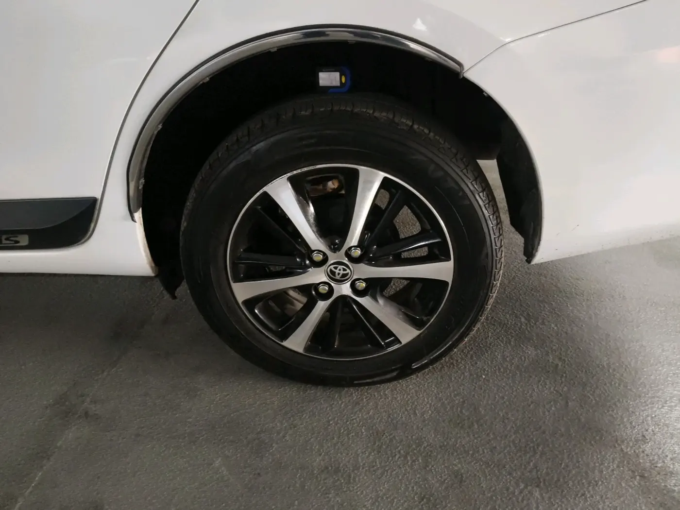 2021 Toyota YARIS G MT, Petrol, Manual, 63,745 km, tyre
