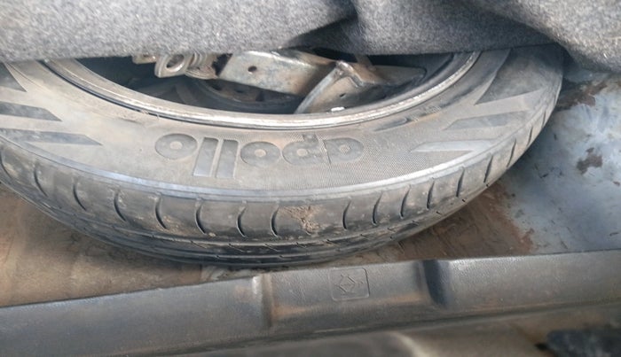 2015 Honda City 1.5L I-DTEC SV, Diesel, Manual, 1,56,844 km, tyre