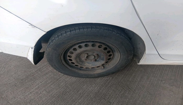 2015 Honda City 1.5L I-DTEC SV, Diesel, Manual, 1,56,844 km, tyre