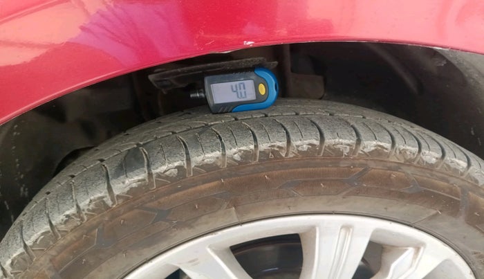 2018 Tata Tiago XZA PETROL, Petrol, Automatic, 1,23,872 km, tyre